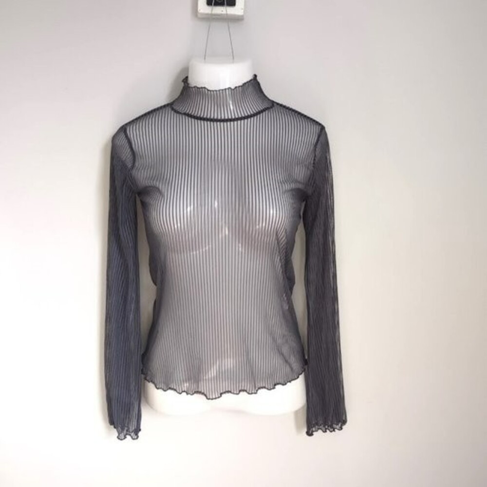 Oak + Fort Gray Sheer Wavy Lettuce Hem Highneck Blouse OS - Picture 2 of 11